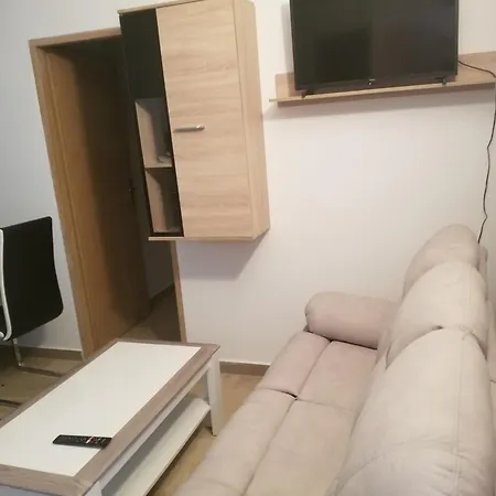 Marko 3 Bedrooms Apartamento