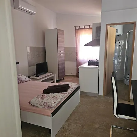 Marko 3 Bedrooms * Pula