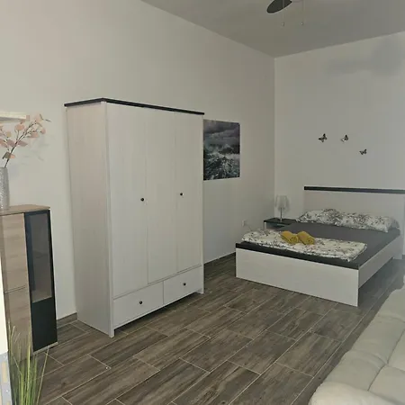 Appartement Marko 3 Bedrooms Pula