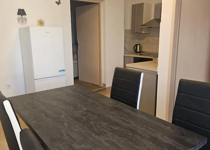 Marko 3 Bedrooms Апартаменти Пула
